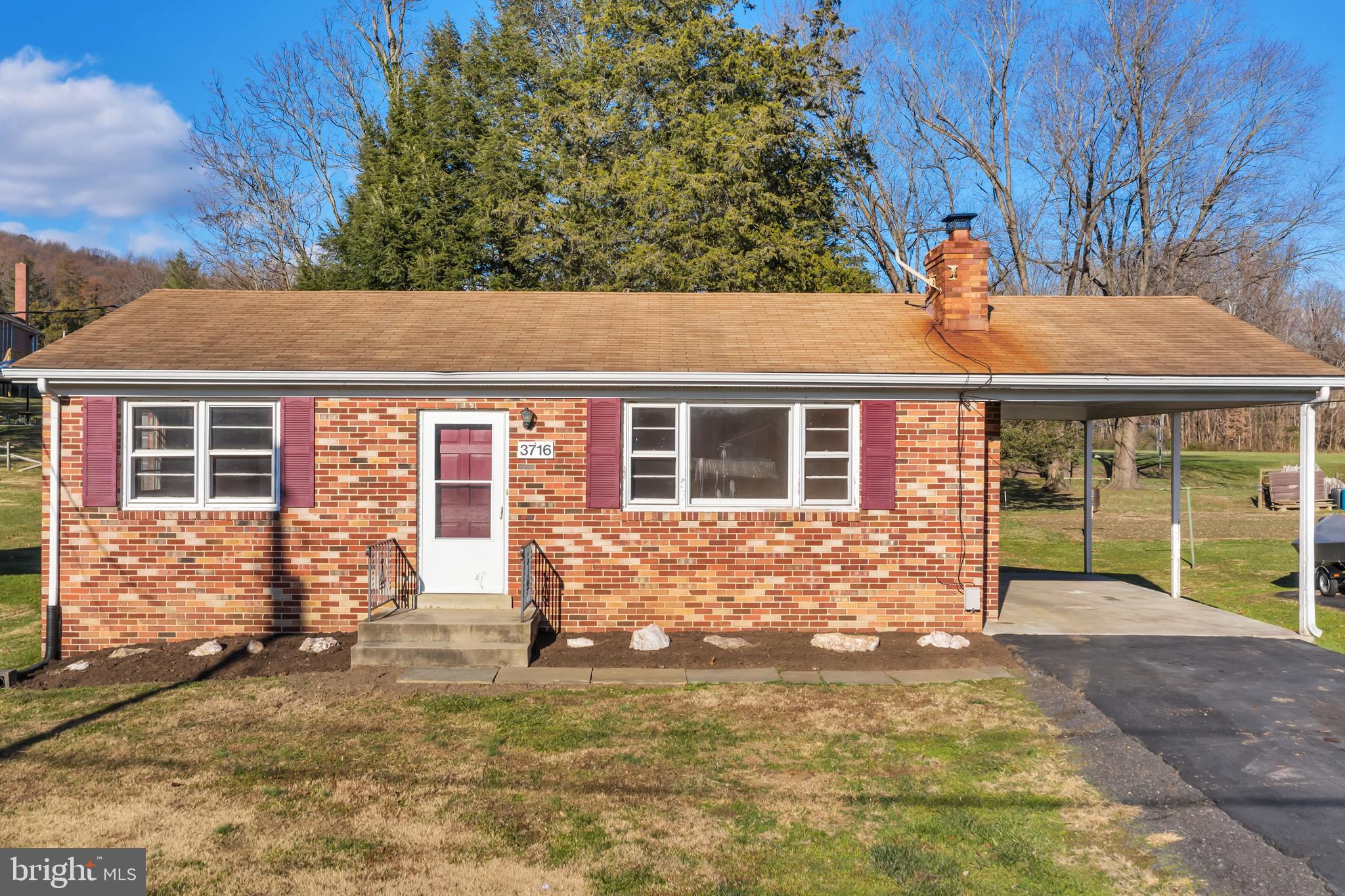 3716 Tuck Avenue Point of Rocks, MD 21777 - Photo 2 of 24
