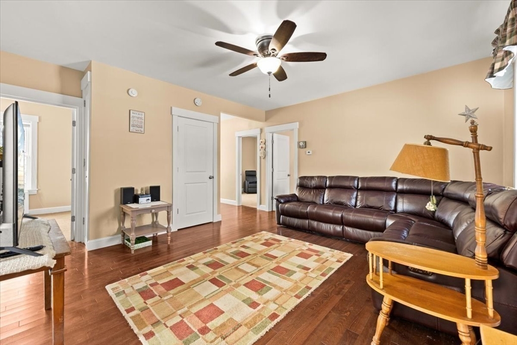 88 Arnold Road North Attleboro, MA 02760 - Photo 8 of 38