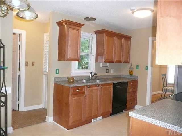 6705 Glendower Road Raleigh, NC 27613 - Photo 7 of 16