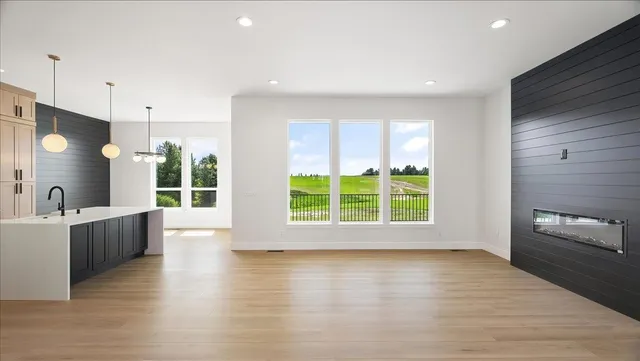 $689,000 | 8521 West Dahl Road, Deer Park, WA 99006