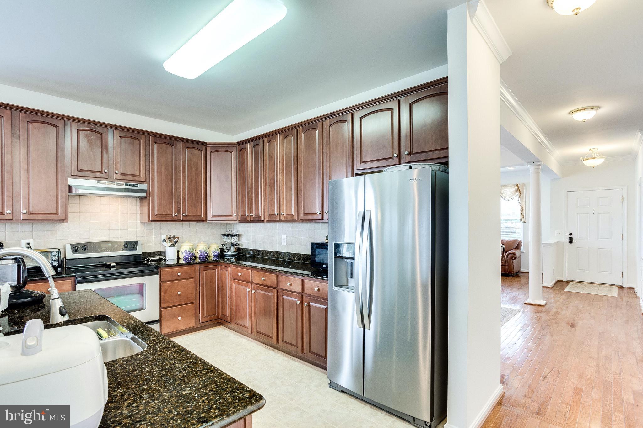 4005 Lunar Eclipse Drive Dumfries, VA 22025 - Photo 12 of 52 Stainless steel appliances