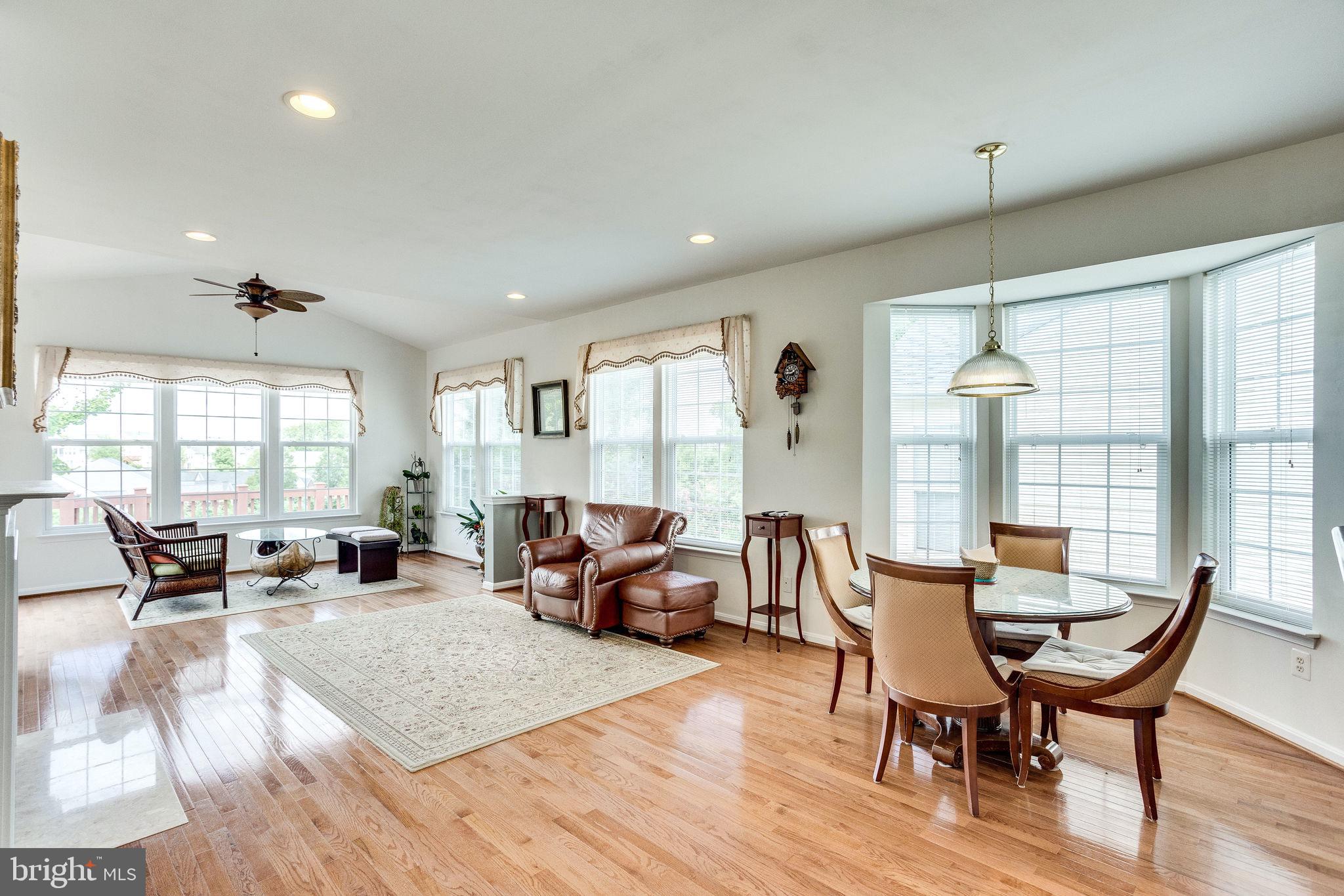 4005 Lunar Eclipse Drive Dumfries, VA 22025 - Photo 15 of 52 Large entertaining space