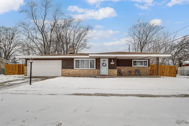 $259,900 | 622 East 54th Avenue, Merrillville, IN 46410