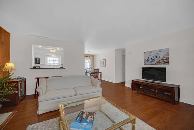 $259,900 | 622 East 54th Avenue, Merrillville, IN 46410