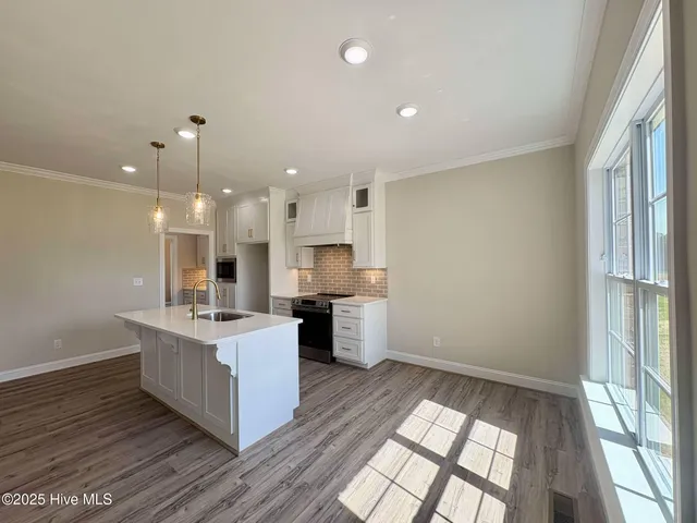 $399,900 | 7553 Sweetwater Drive, Nashville, NC 27856