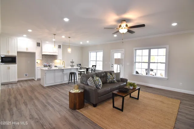 $399,900 | 7553 Sweetwater Drive, Nashville, NC 27856