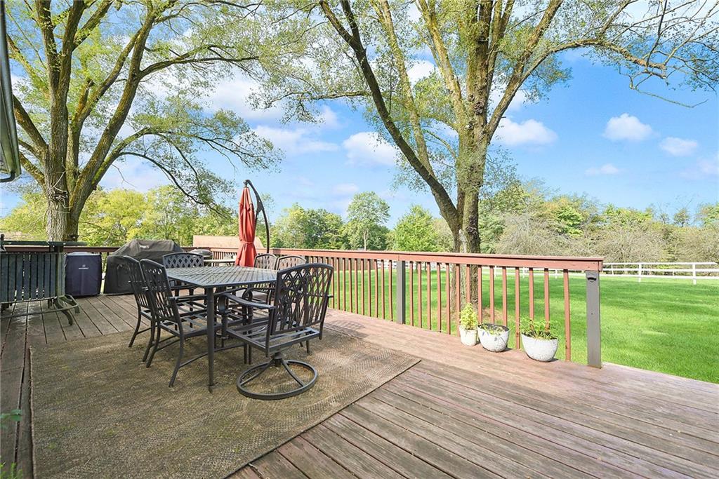 233 Oak Road Gibsonia, PA 15044 - Photo 15 of 25 Gallery Image 15
