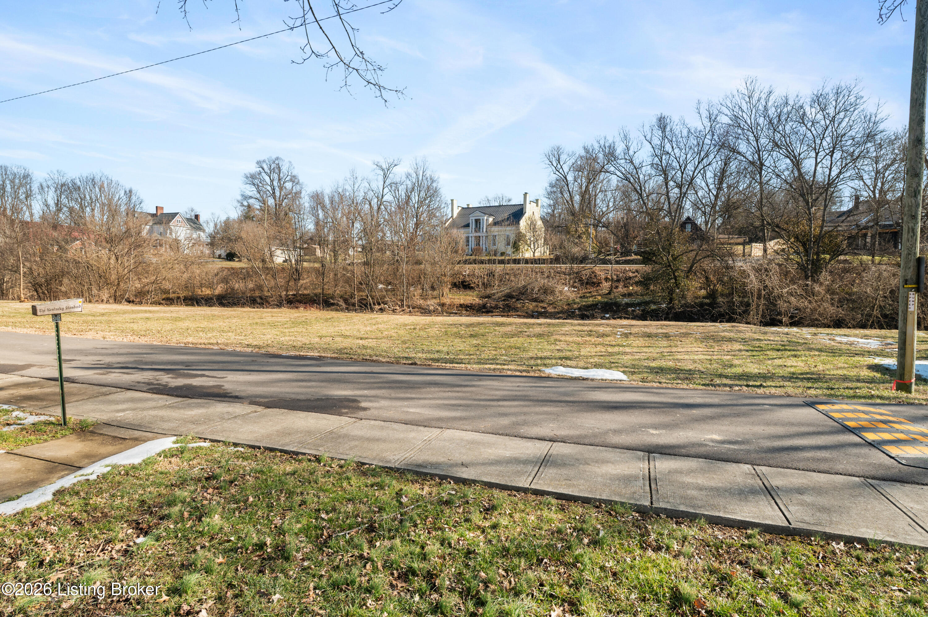 136 Riverside Drive Bloomfield, KY 40008 - Photo 8 of 67 136RiversideDr-9