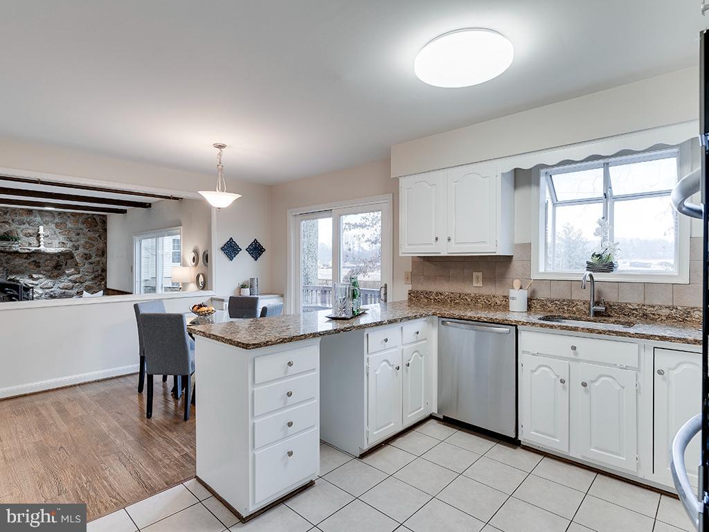 7217 Greentree Road Bethesda, MD 20817 - Photo 17 of 52