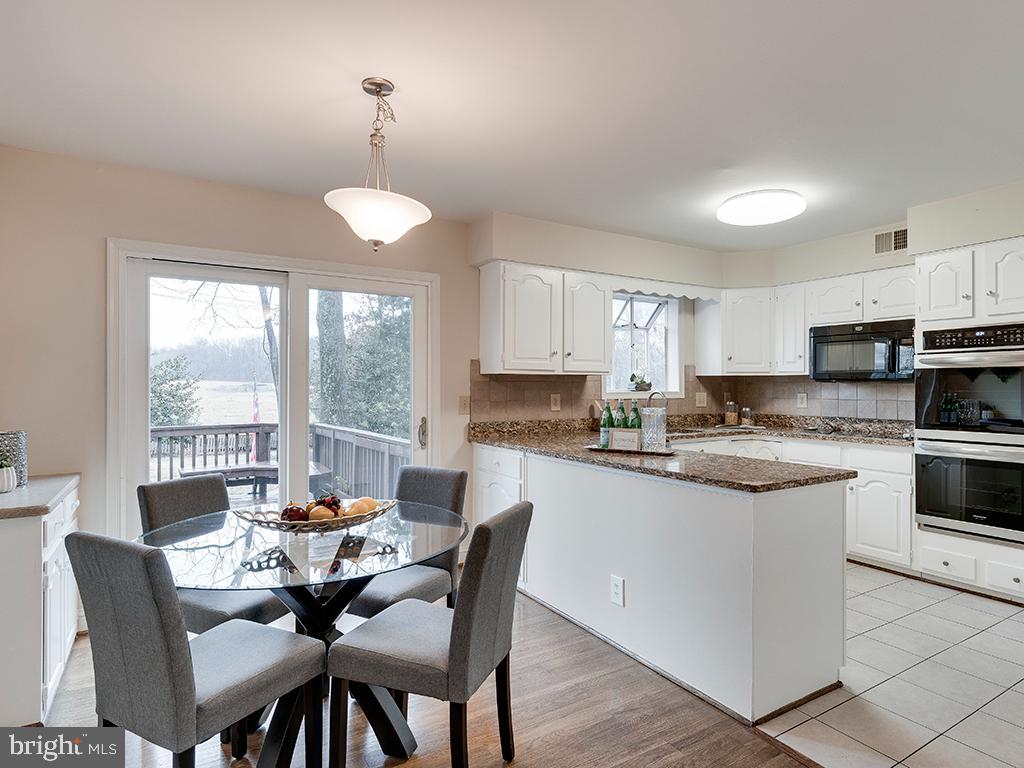 7217 Greentree Road Bethesda, MD 20817 - Photo 20 of 52