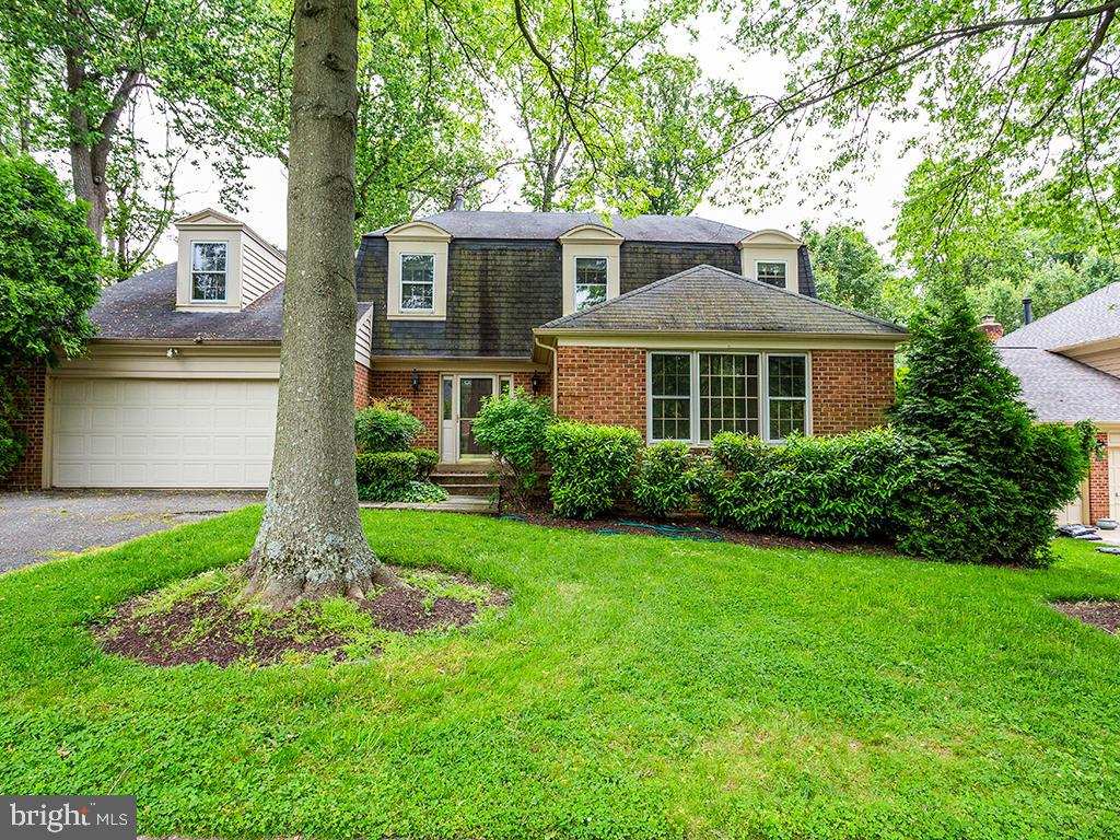 7217 Greentree Road Bethesda, MD 20817 - Photo 2 of 52