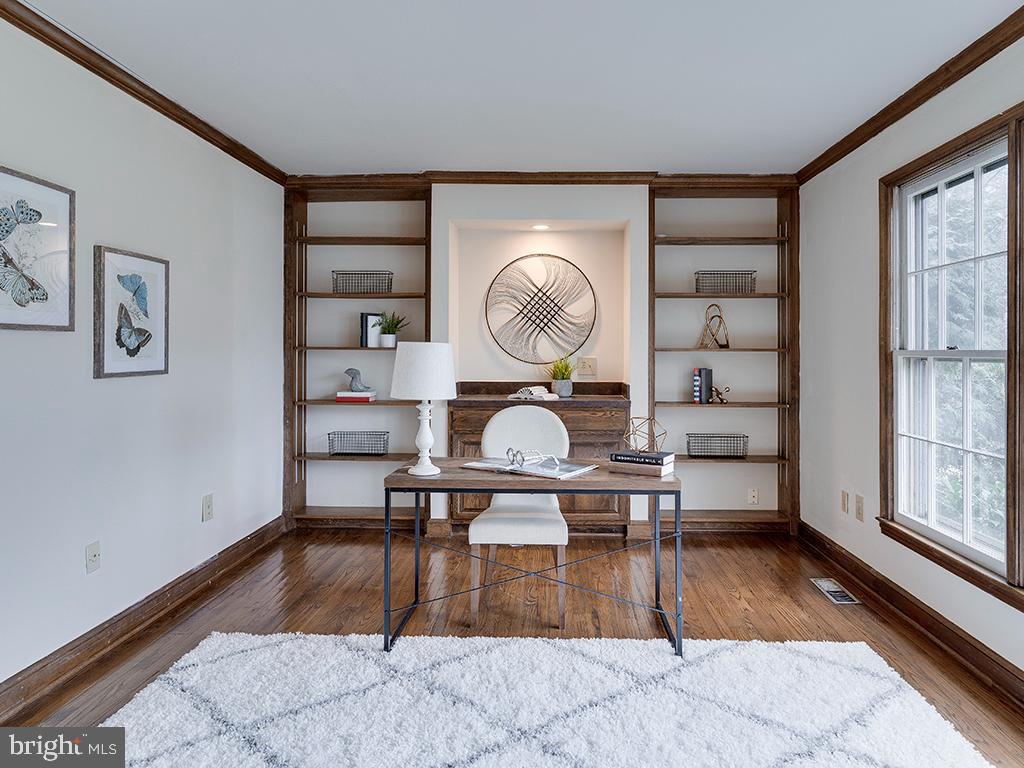 7217 Greentree Road Bethesda, MD 20817 - Photo 9 of 52