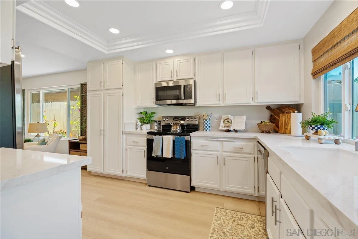 14168 Kendra Way Poway, CA 92064 - Photo 11 of 29