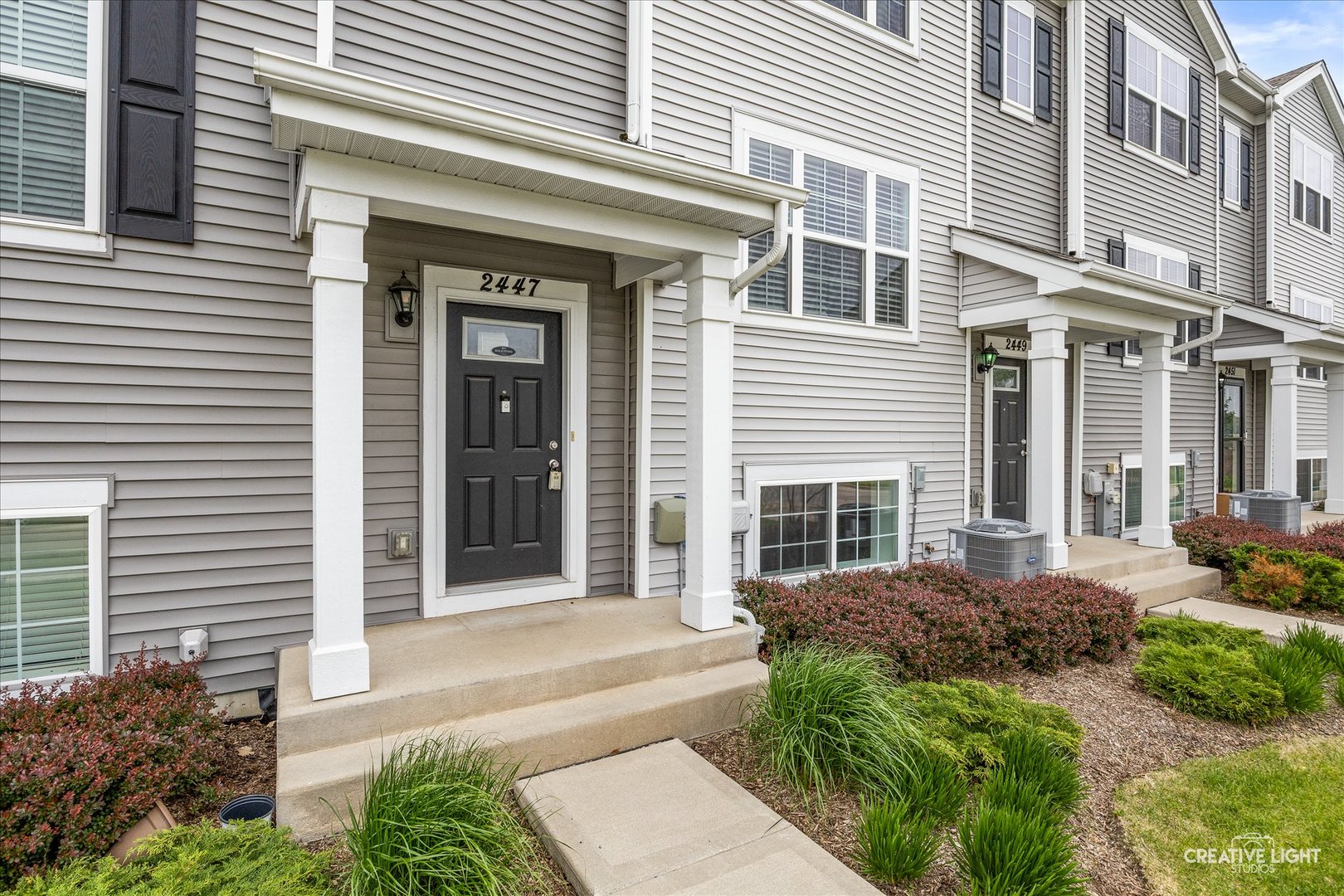 2447 Upland Road Pingree Grove, IL 60140 - Photo 3 of 31