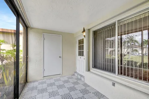 $132,000 | 3531 Tall Pine Way, Unit C1, Greenacres, FL 33463