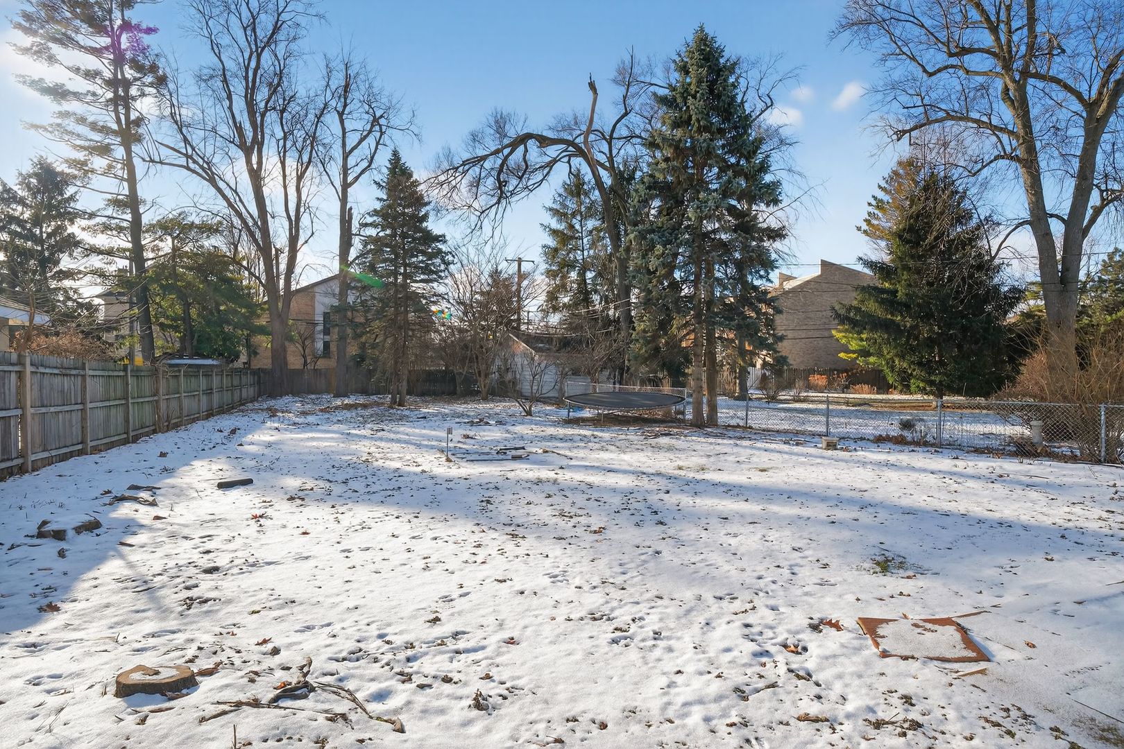 303 Lionel Road Riverside, IL 60546 - Photo 7 of 28