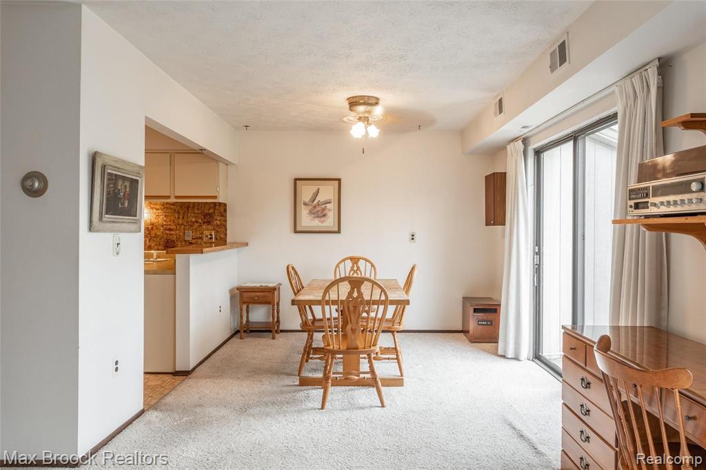 1695 Riverside Drive, Unit 12 Rochester Hills, MI 48309 - Photo 16 of 29