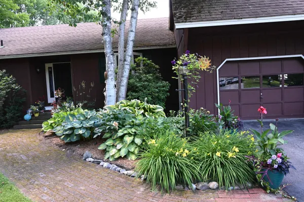 $449,000 | 103 Silver Circle, Barre Town, VT 05641