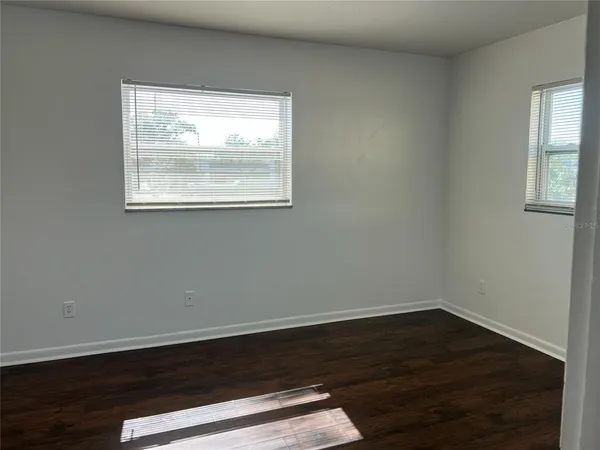 $1,200 | 8701 4th Street North, Unit 208, St. Petersburg, FL 33702