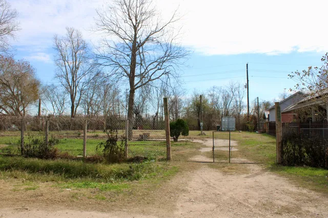 $160,000 | 22203 Sandspoint Drive, Katy, TX 77449