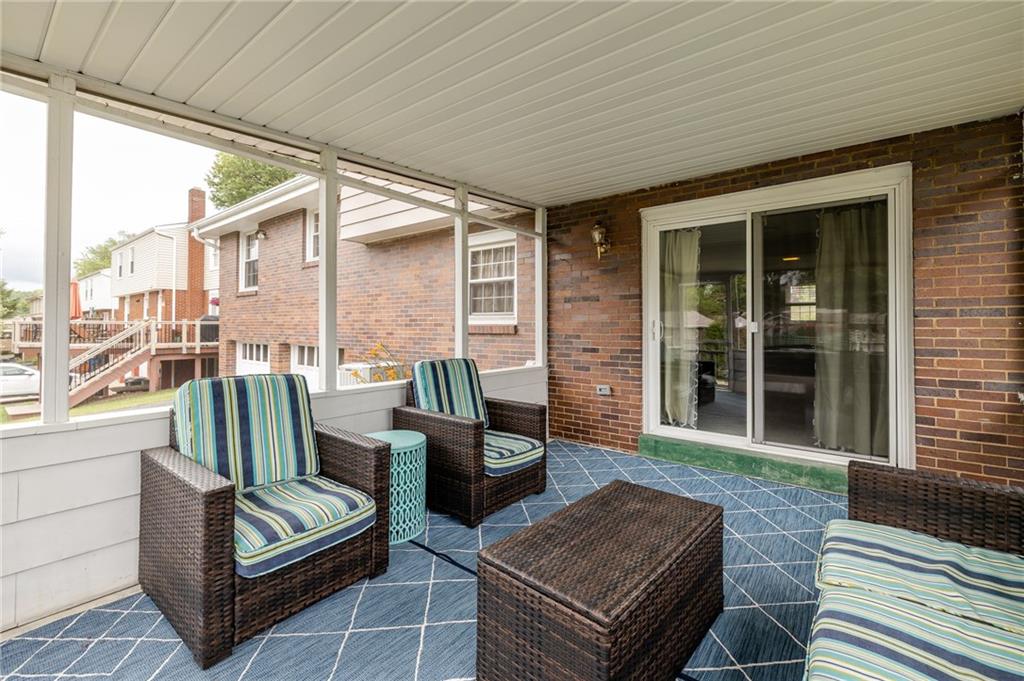 209 Foxcroft Road Pittsburgh, PA 15220 - Photo 22 of 24 Screened-in porch. Great for entertaining company