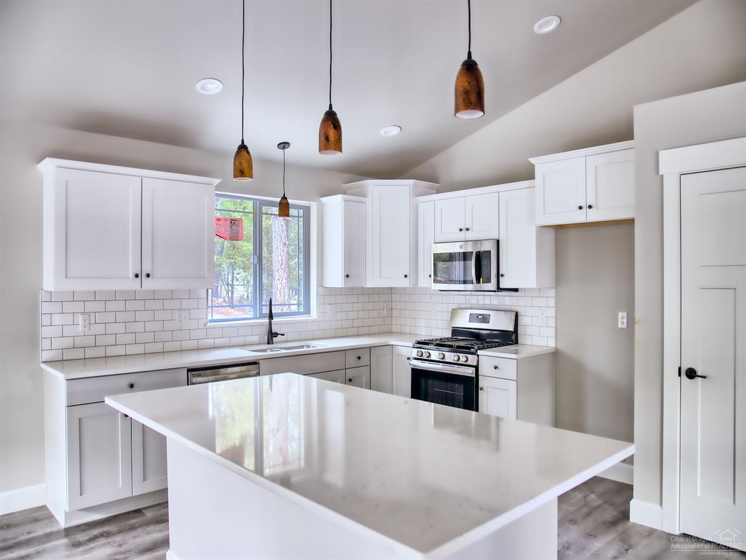 17006 Jacinto Road Bend, OR 97707 - Photo 8 of 24 Additional Photo