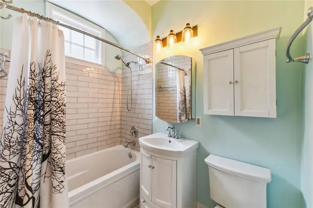 $1,800 | 4731 Marigny Street, New Orleans, LA 70122