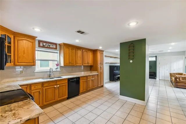 $1,800 | 4731 Marigny Street, New Orleans, LA 70122