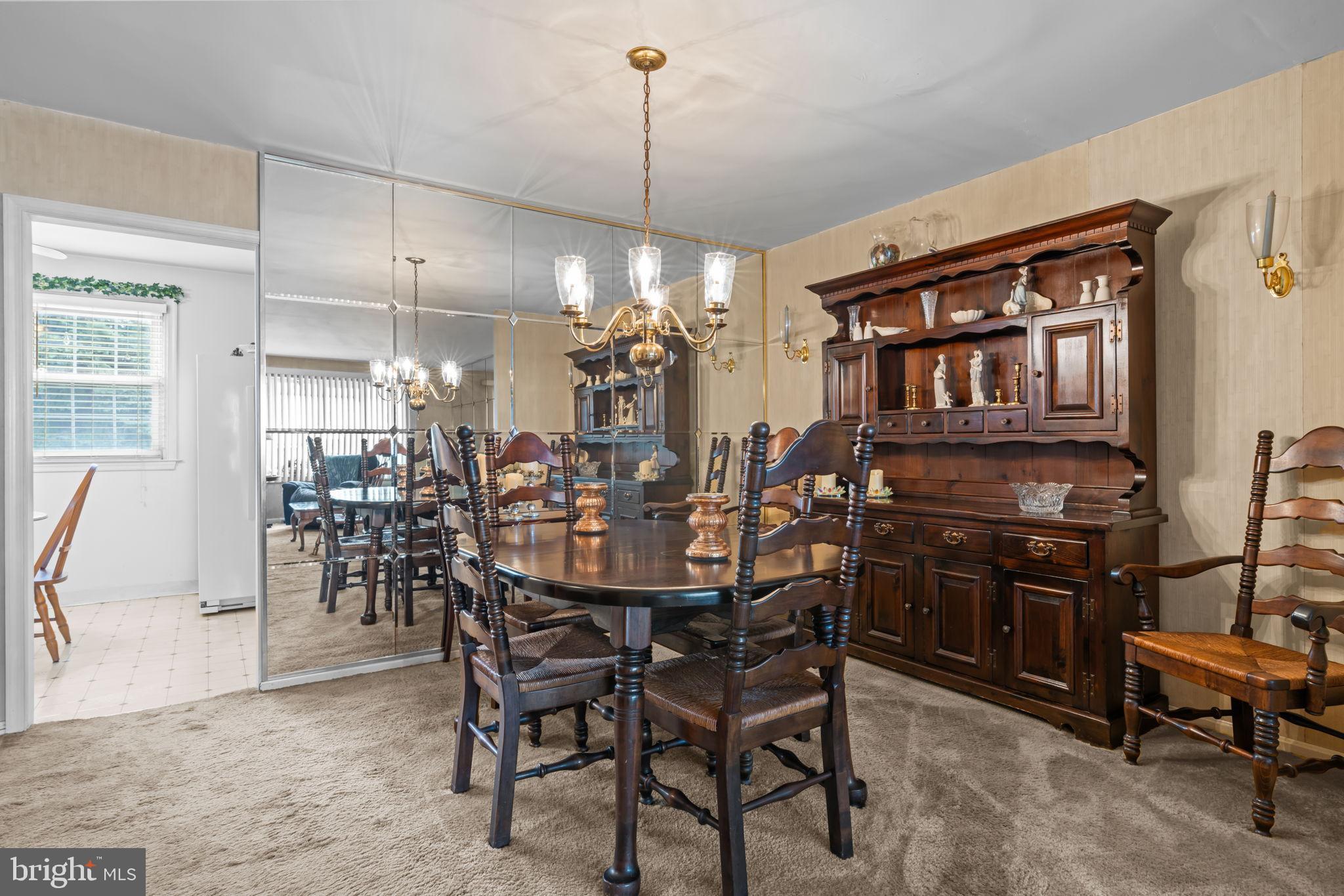11745 Colman Road Philadelphia, PA 19154 - Photo 5 of 26 Gallery Image 5