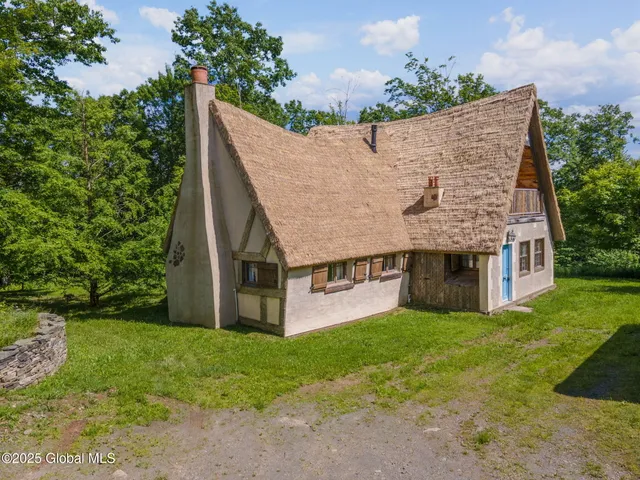 $525,000 | 372 Jones Hill Road, Jefferson, NY 12167