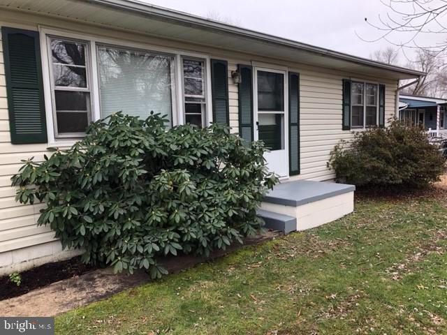 411 North Duey Road Remington, VA 22734 - Photo 1 of 21 Front
