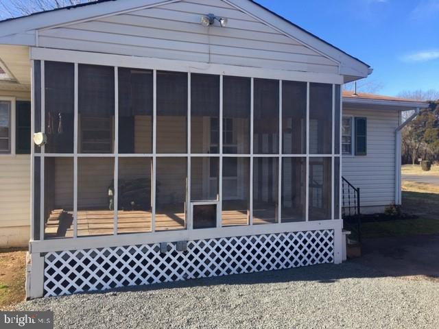 411 North Duey Road Remington, VA 22734 - Photo 12 of 21 Screened Porch