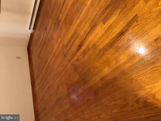 411 North Duey Road Remington, VA 22734 - Photo 15 of 21 Hardwood floors
