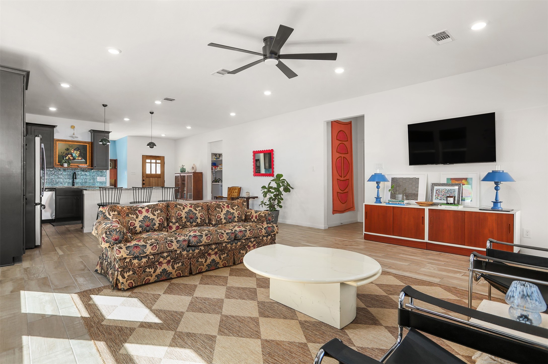 3403 Daisy Santa Fe, TX 77510 - Photo 7 of 25 Another view of the living room