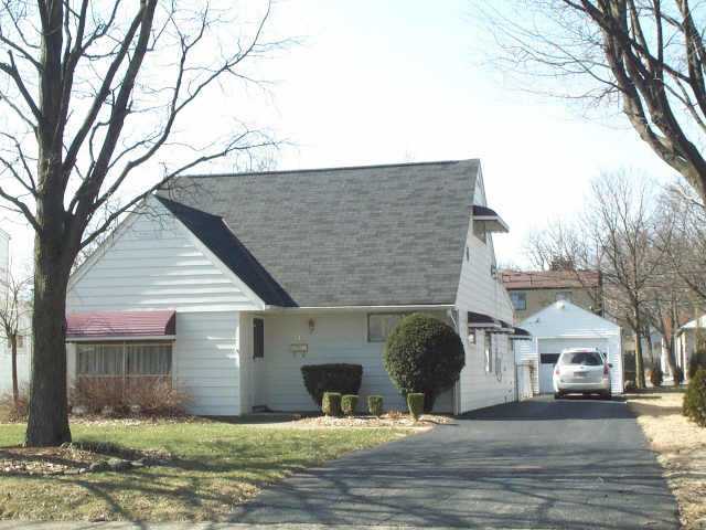141 North Gould Road Columbus, OH 43209 - Photo 1 of 5