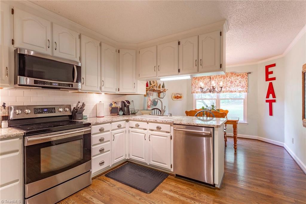 1076 Berrymore Road Reidsville, NC 27320 - Photo 11 of 28 Gallery Image 11