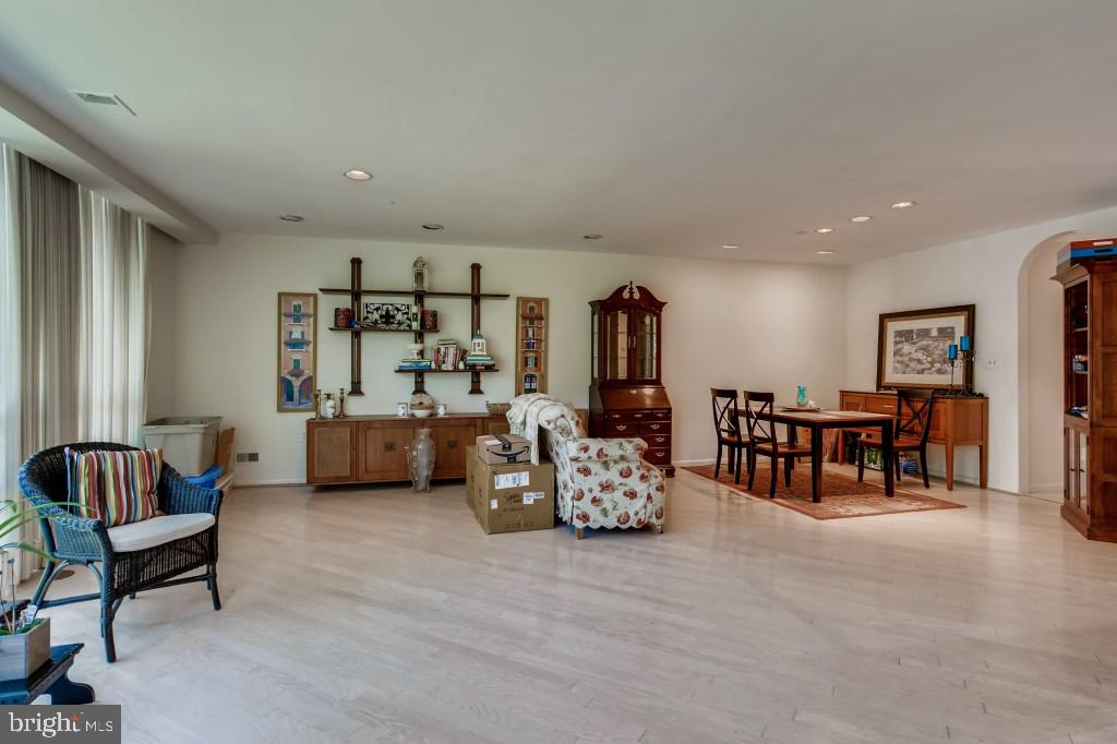 4001 Old Court Road, Unit 101 Pikesville, MD 21208 - Photo 8 of 27 LIVING ROOM & DINING ROOM