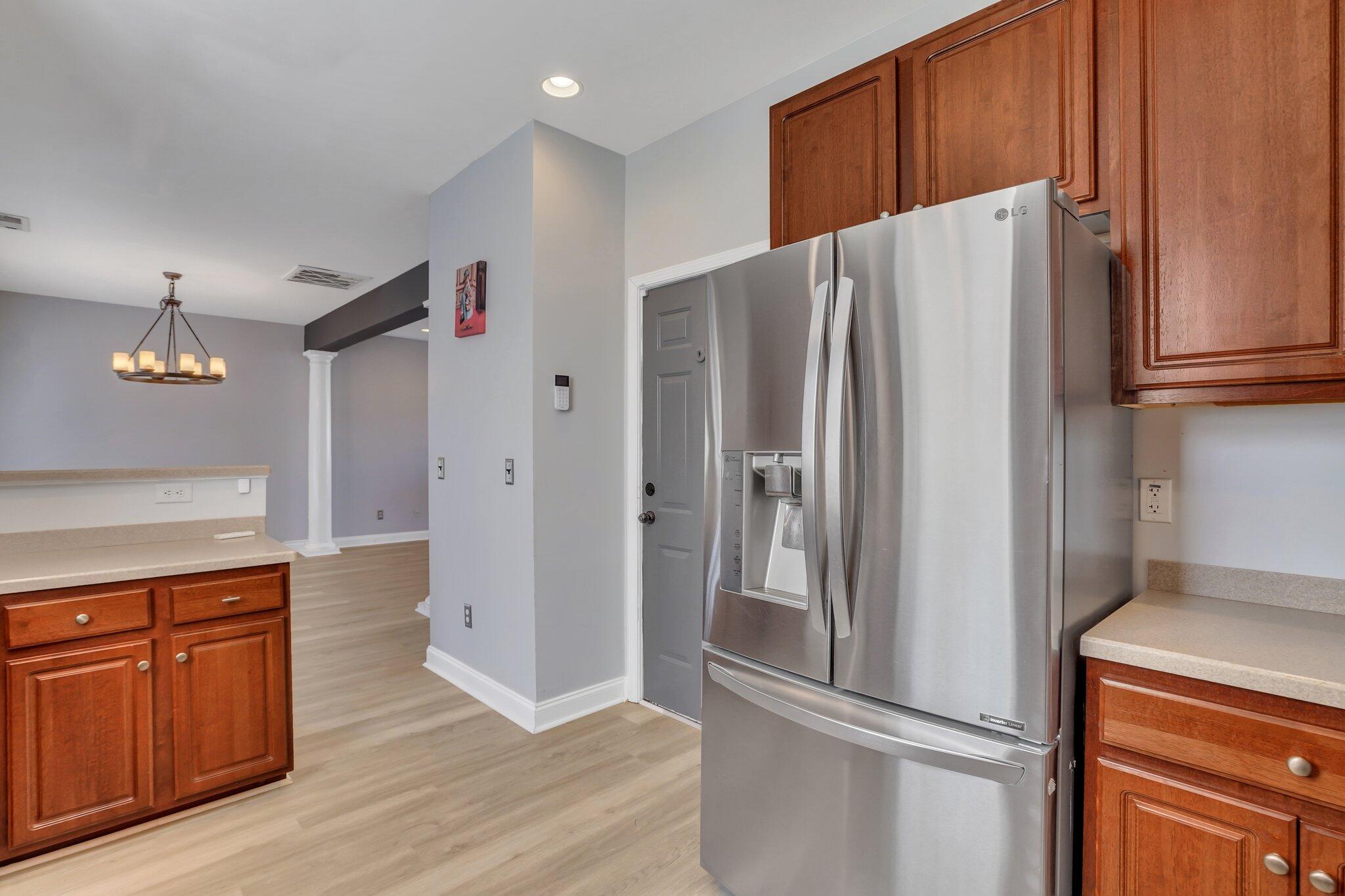 208 Westbrooke Road Summerville, SC 29486 - Photo 17 of 55 24-web-or-mls-DSC06939