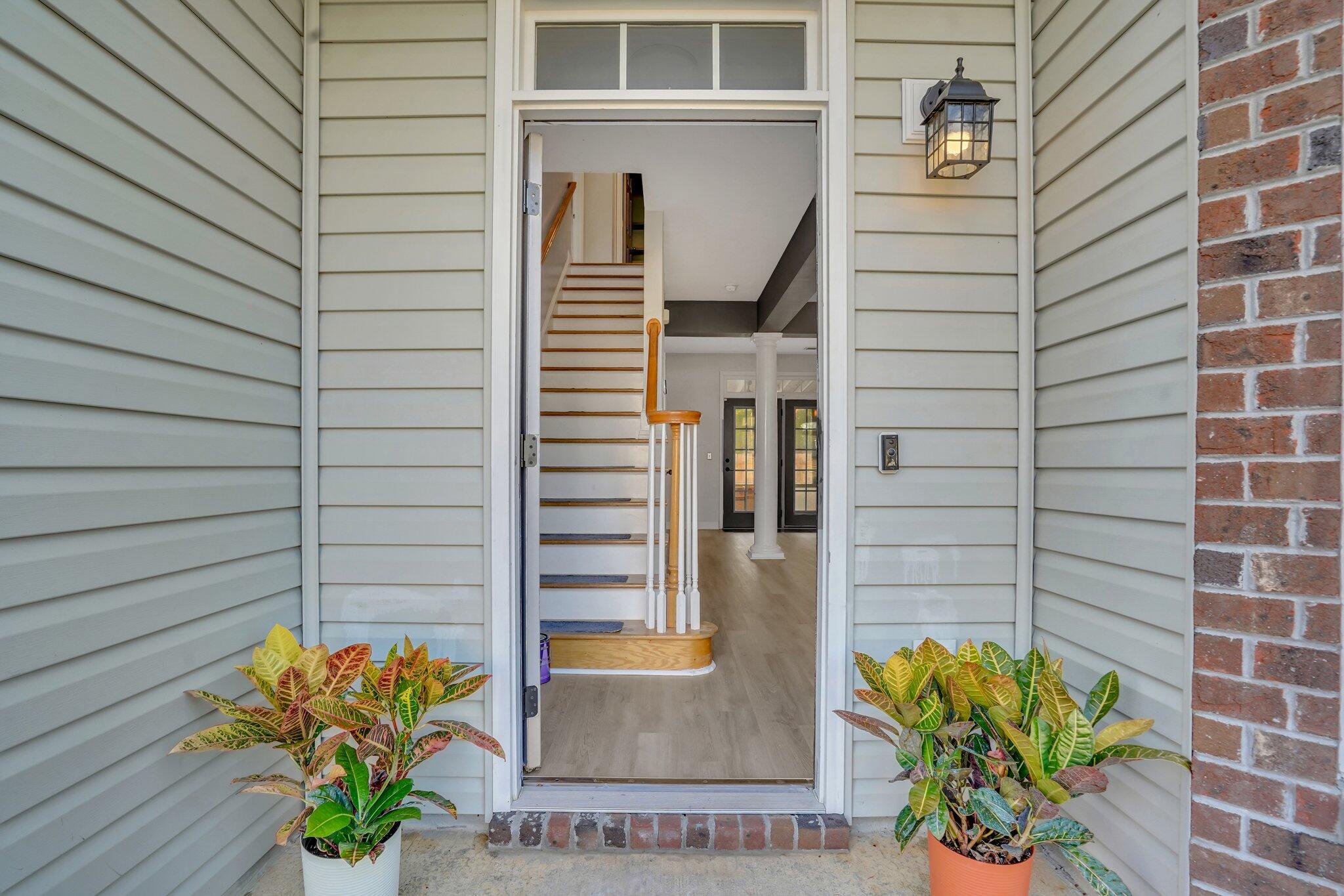 208 Westbrooke Road Summerville, SC 29486 - Photo 4 of 55 12-web-or-mls-DSC06879