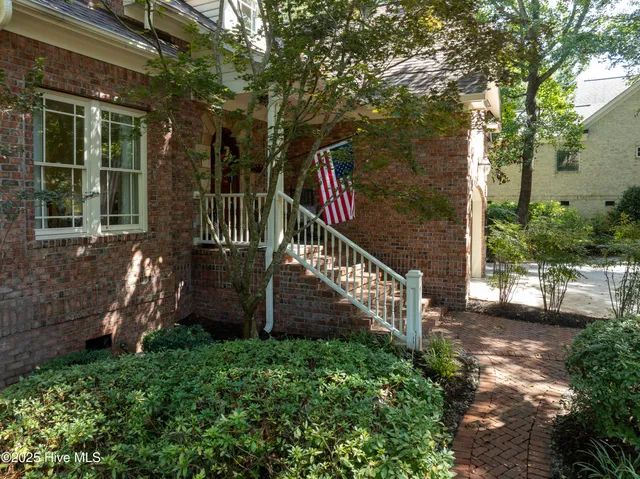 $1,000,000 | 400 Wild Dunes Circle, Wilmington, NC 28411