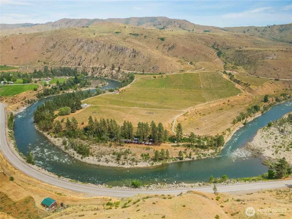 $2,250,000 | 251 Burma Road, Methow, WA 98834