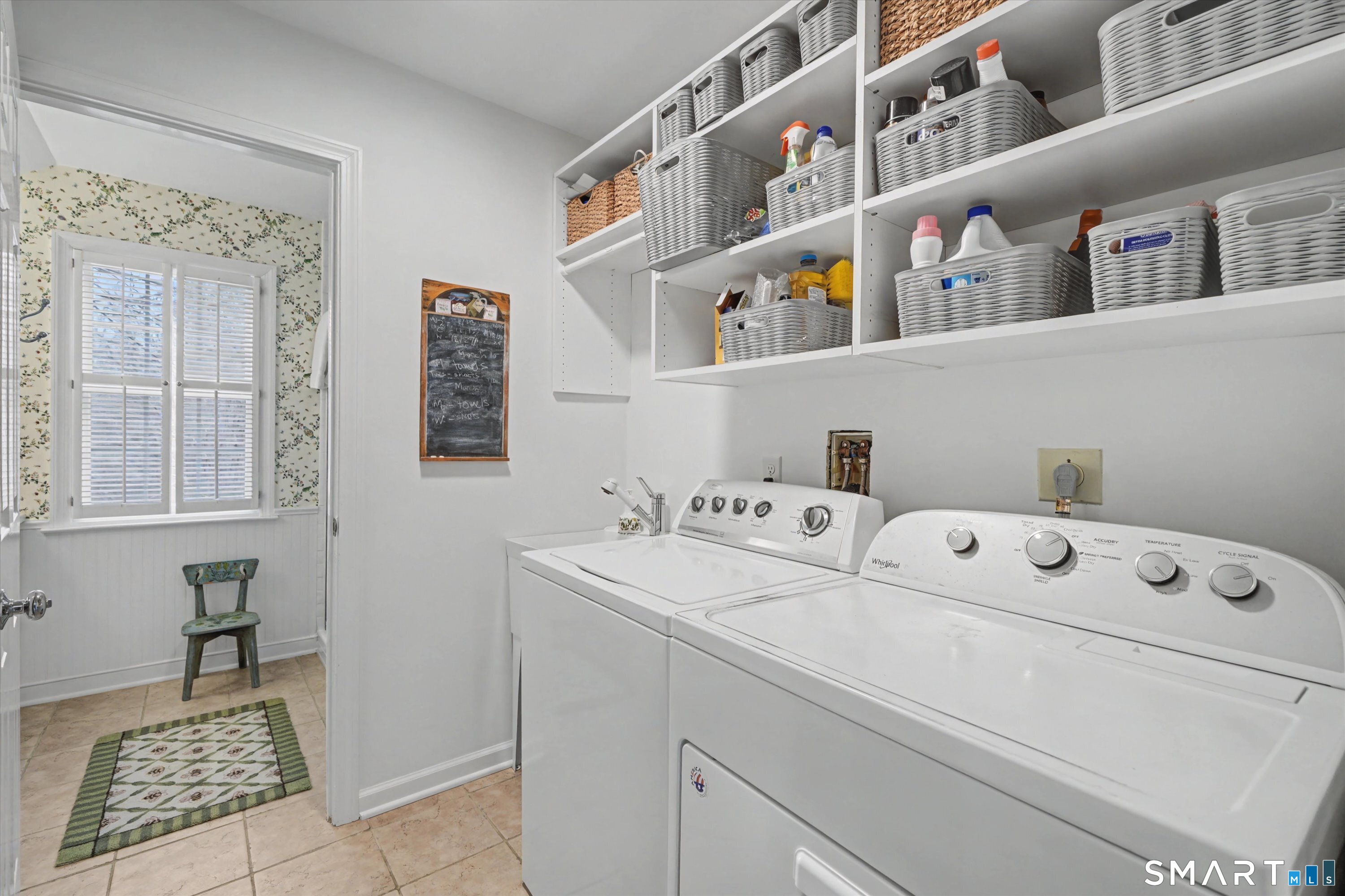 78 Keelers Ridge Road Wilton, CT 06897 - Photo 17 of 40 a utility room with dryer and washer