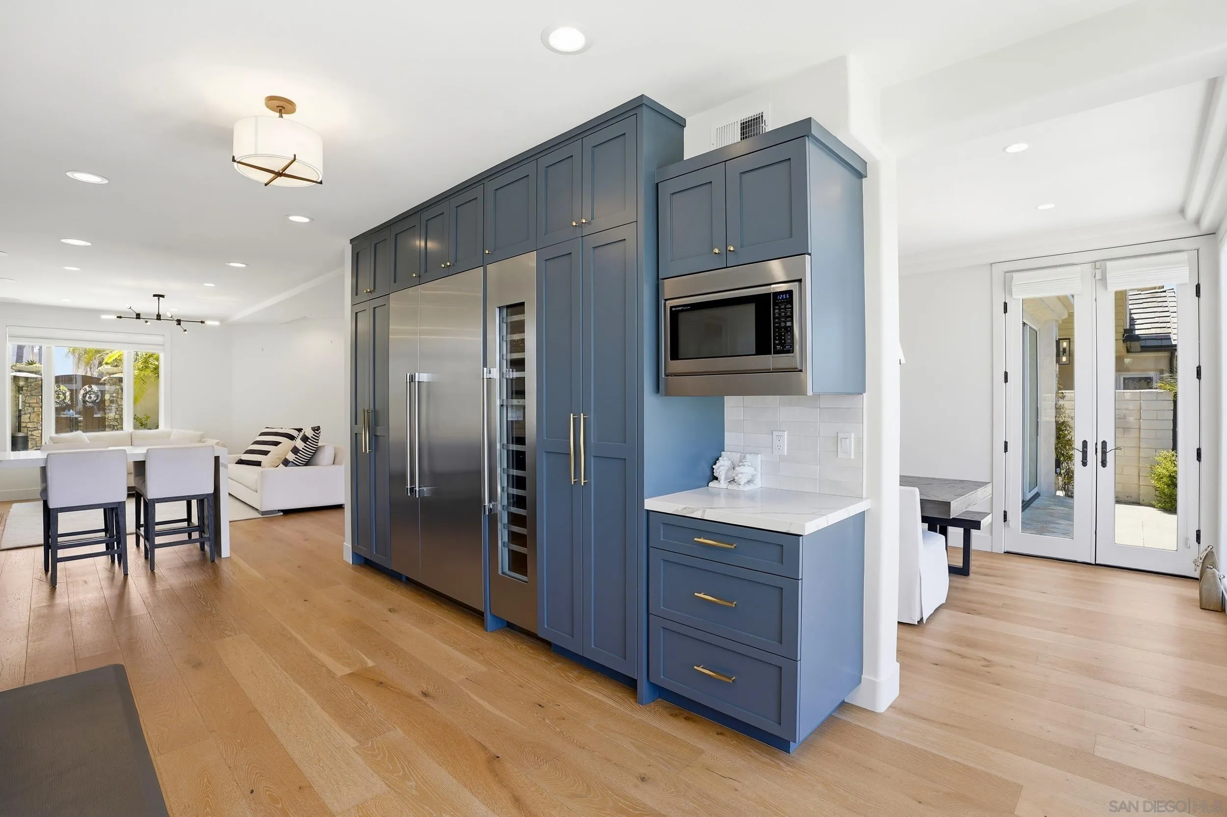 40 Spinnaker Way Coronado, CA 92118 - Photo 8 of 51
