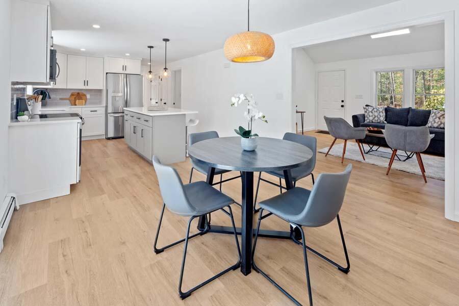 124 Mashpee Neck Road Mashpee, MA 02649 - Photo 15 of 36 Dining to Kitchen