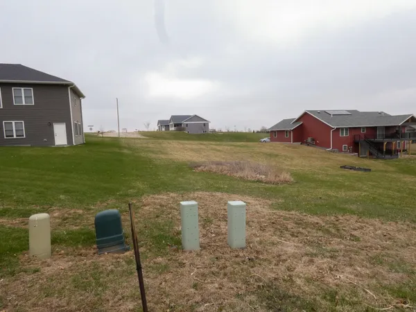 $45,000 | 300 Diamond Oaks Drive, Dodgeville, WI 53533