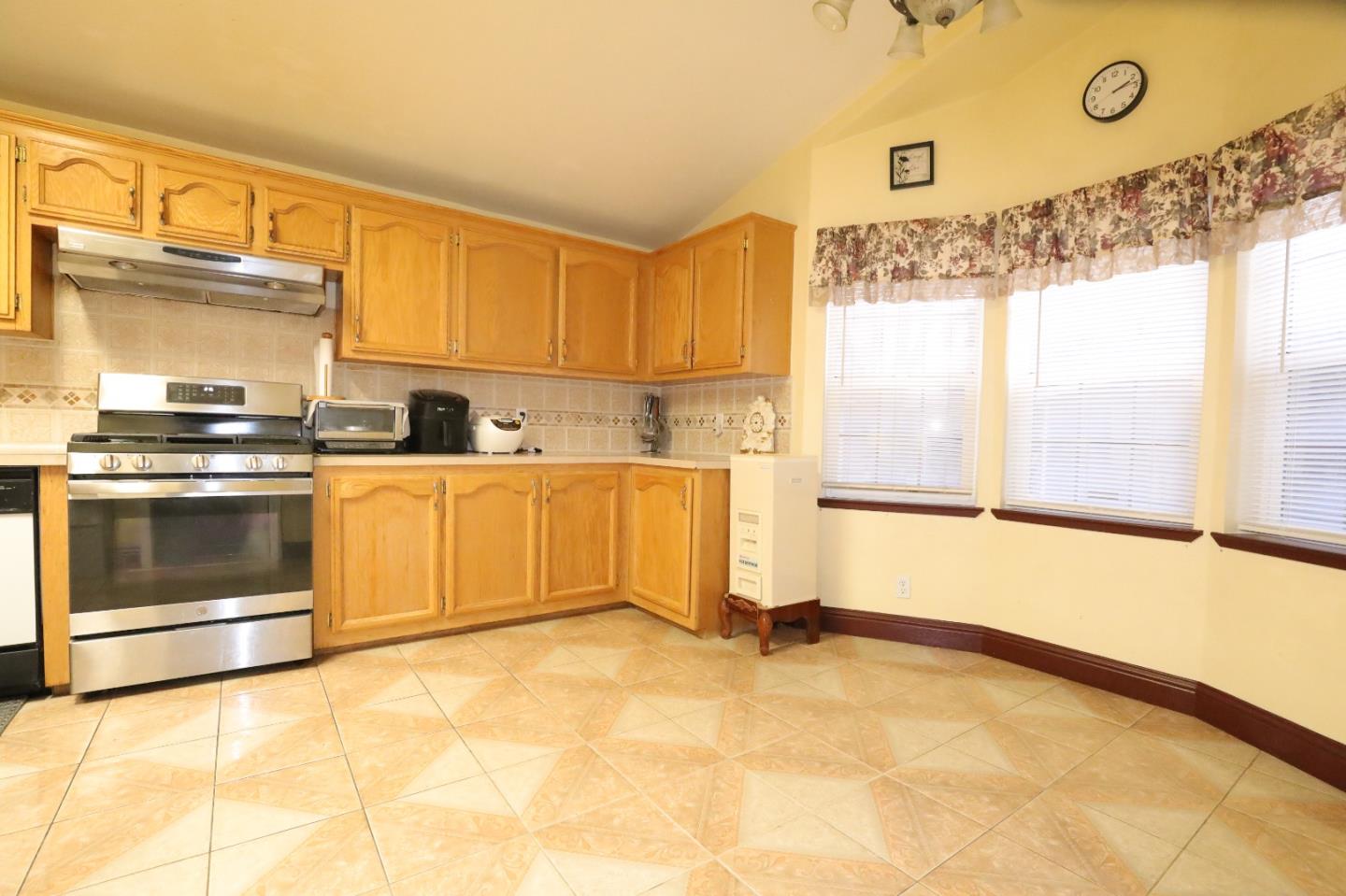 2151 Oakland Road, Unit 412 San Jose, CA 95131 - Photo 5 of 36