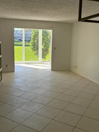 $1,690 | 2615 Northeast 3rd Street, Unit 103, Boynton Beach, FL 33435