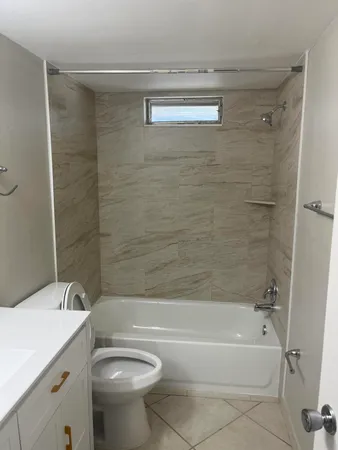 $1,690 | 2615 Northeast 3rd Street, Unit 103, Boynton Beach, FL 33435