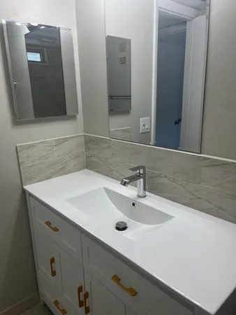 $1,690 | 2615 Northeast 3rd Street, Unit 103, Boynton Beach, FL 33435