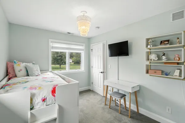 $725,000 | 1009 Treasure Island Drive, Mattawan, MI 49071